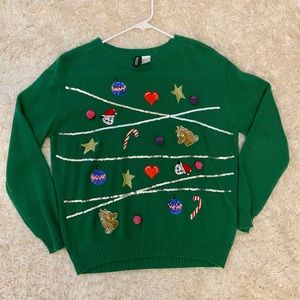 Ugly Sweater. Divided. Size M.
